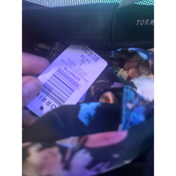 Torrid Floral Long sleeve Blouse 1X - Picture 4 of 4